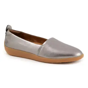 Softwalk Deva Casual Leather Flat