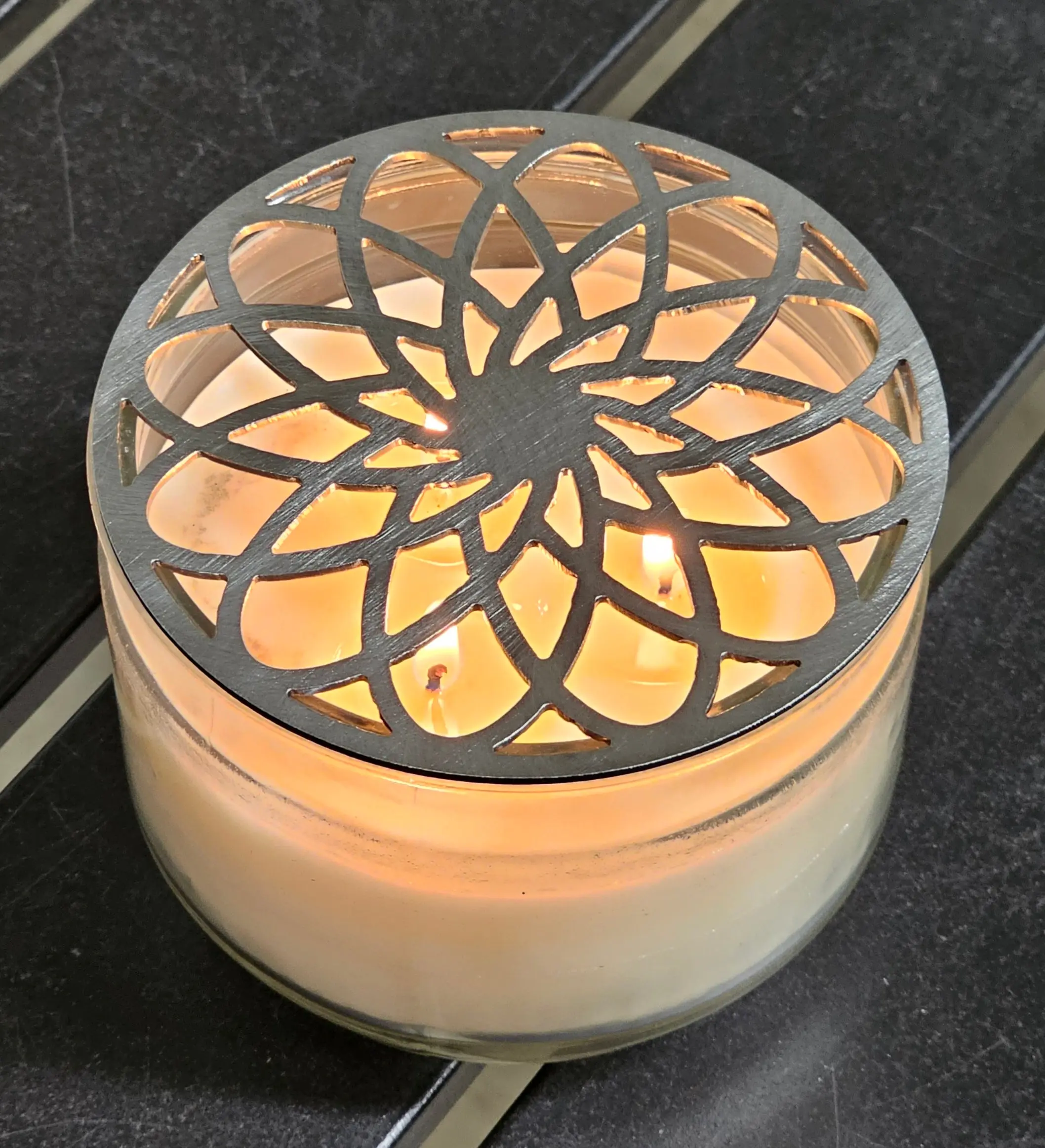 Gilded Rosette Candle Topper – Metal Decorative Jar Candle Accessory for Vintage & Farmhouse Decor