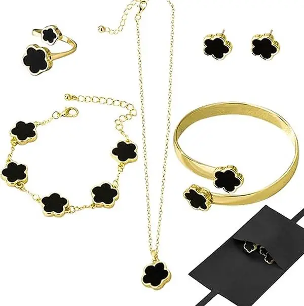 Women's 5-Piece Polished Clover Pendant Jewelry Set - Gold-Plated Clover Necklace, Earrings, Bracelet, Ring, Bangle, Alloy Floral Christmas Accessories for Women, Birthday/Anniversary Gift, everyday accessory