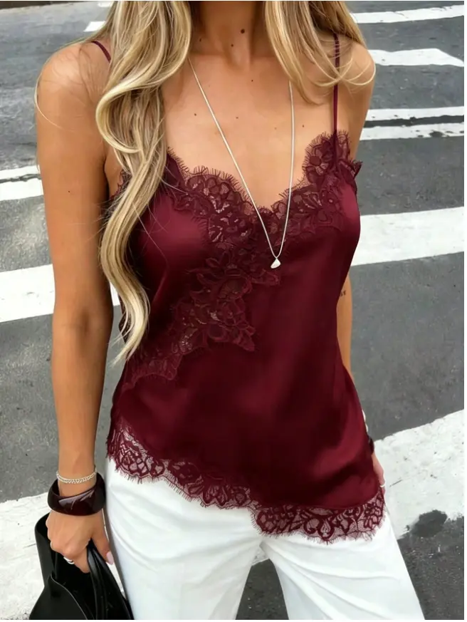 Women's Soft Satin V-Neck Asymmetric Lace Trim Hem Fitted Camisole Top , Semi-Sheer Design, Suitable For Date Night, Casual Street Style, Beach Vacation Summer!!! Fabric Sleeve