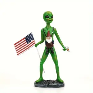 Funny Alien Resin Figurine, Handheld American Flag with Dwarf Backpack, Creative Decorative Craft, Halloween Gift, Outdoor Garden Decoration, Gnome