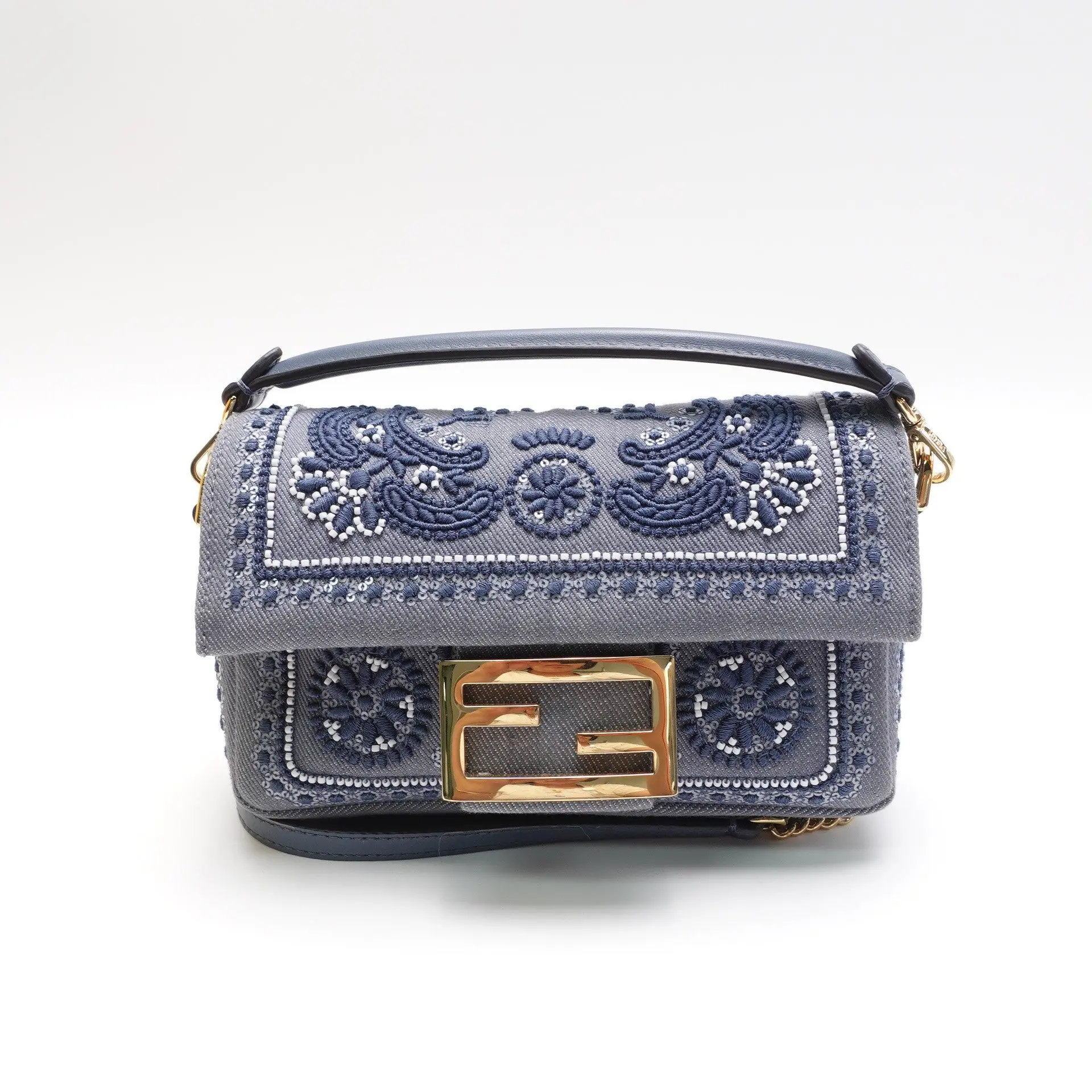 Pre-owned FENDI embroidered fabric Mini Bag Blue Mini Shoulder Bag T10437621