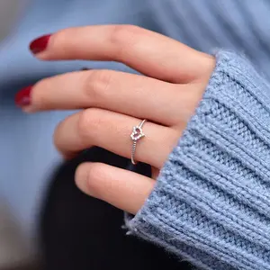 Hollow Heart Zircon Ring Women’s Couple Jewelry Gift