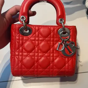 Pre-owned voila.id dior red orange mini