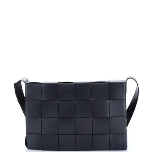 Pre-owned Bottega Veneta material Messenger Bags Cassette Messenger Bag Maxi Intrecciato Leather Medium by Rebag