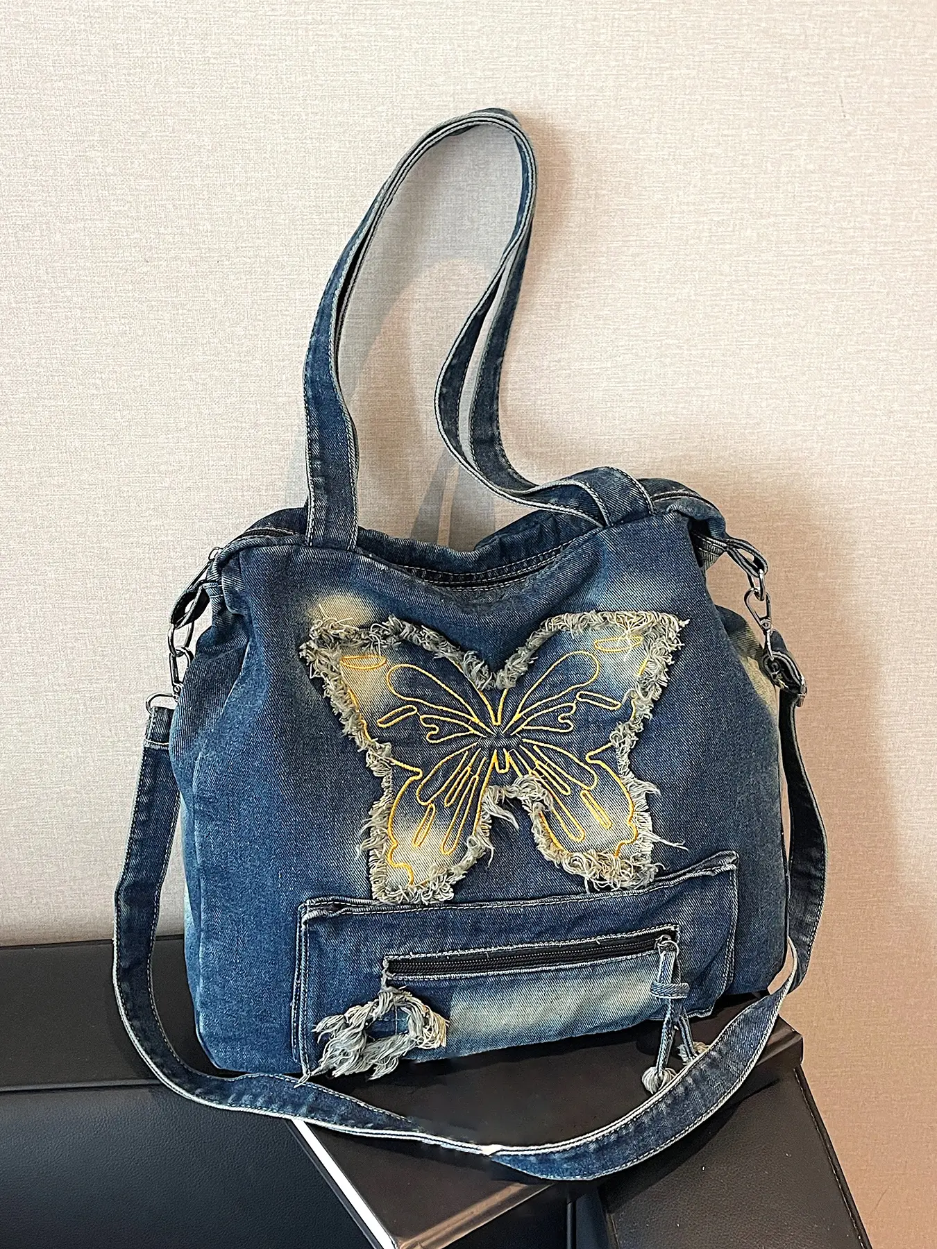 denim bow embroidered tote bag, large-capacity shoulder crossbody bag, multi-purpose practical bag, Daily commuting bags, personalized niche trendy design, suitable for students, daily commuting