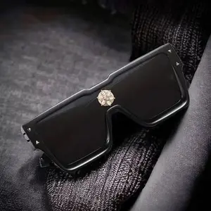 Mike Frames