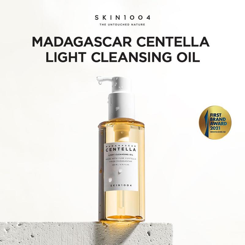 SKIN1004 Madagascar Centella Light Cleansing Oil - Makeup Remover, 6.76 fl.oz (200ml) Fragrance Gentle