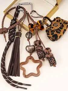 Retro Leopard Print Style Bag Hanging Keychain - Paired With Retro Accessories Such As Tassels, Hearts, Stars, Etc., Bows, Square Beads, Suitable For Various Bag Types Of Bag Pendants, Bag Decoration, Keychain, Bag Charms