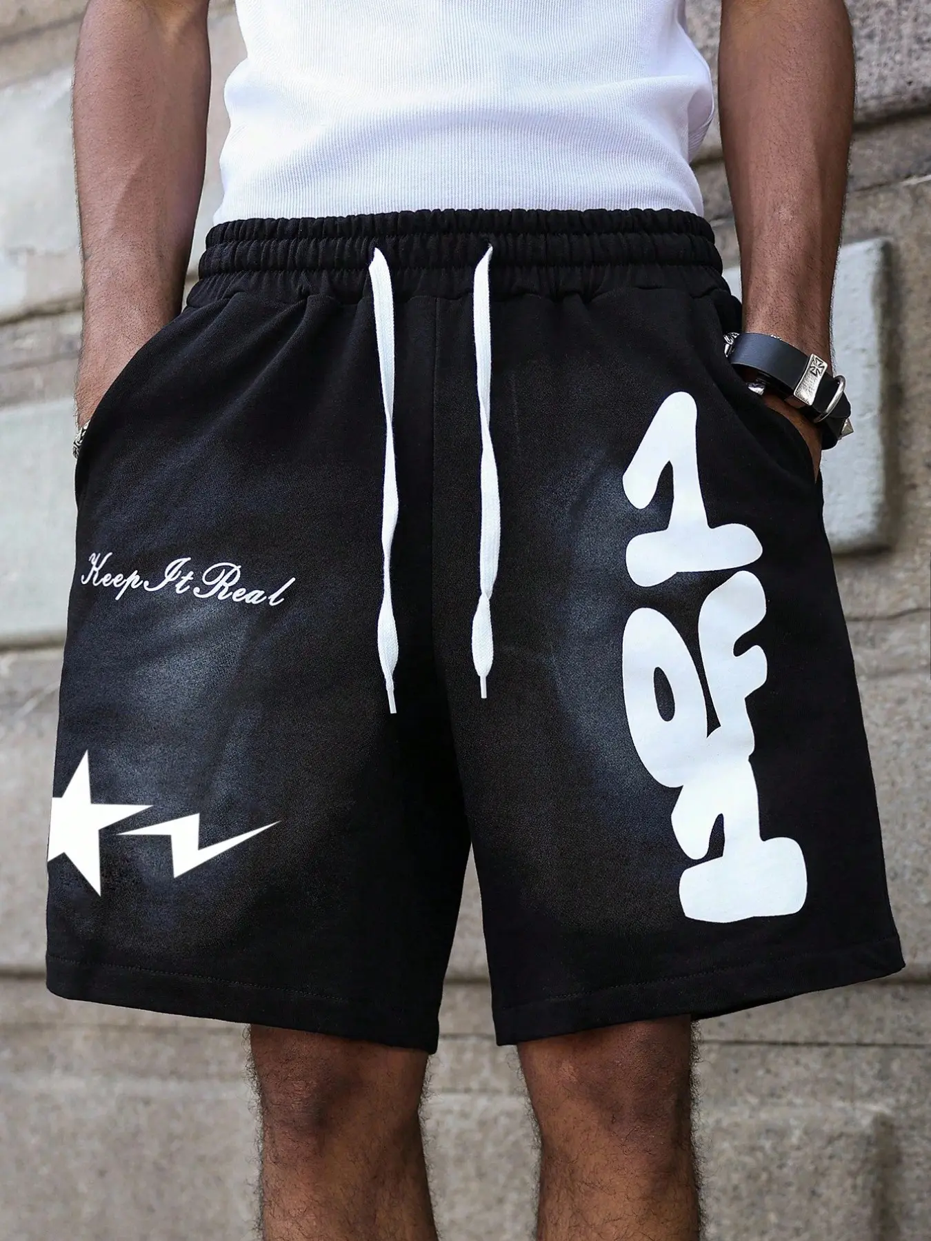 Unisex 'keep It Real' Slogan Star Lightning Print Shorts, Loose Fit Street Style Daily Casual Shorts, City Streetwear Fashion, Casual Fashionable Shorts