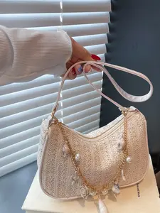 Minimalist Straw Shoulder Bag with Shell and Starfish Decor, Lightweight Shoulder Bag, Fashionable Women's Handbag, Perfect for Beach Vacation and Daily Use, Fashionable Crossbody Bag, Handcrafted Bag