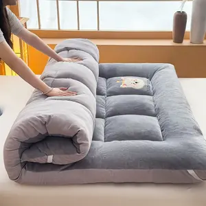 Modern High-Weight Milk Wool Mattress Pad, Soft Mattress Pad, Portable Foldable, Multi-Functional Floor Roll Design, Easy to Clean, Ideal for Camping and Home Use