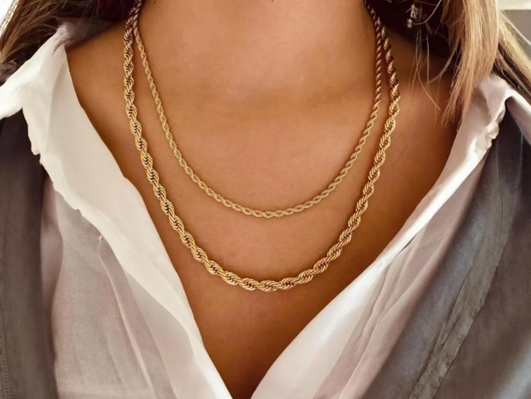 Elegant  Stainless Steel Rope Necklace with Twisted Chain Design