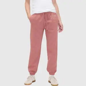 GAP Logo Joggers Women Regular - Soft Fleece Joggers with On-SEAM Pockets for Comfort & Style