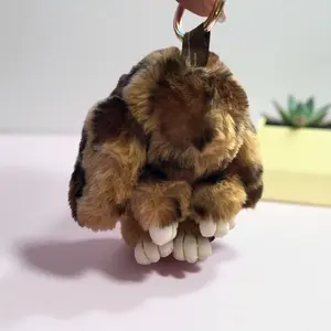 Fluffy Bunny Keychain for Women's Handbags - Cute & Stylish Accessory for Organizing Keys and Adding Charm