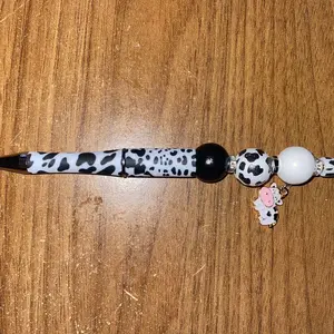 Black & White Cow Pendant Pen