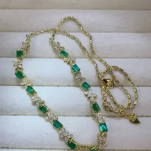 <PingEast Jewelry>Emerald necklace--925 Sterling Silver Gold-Tone Necklace set with 12 natural 0.45ct strong-fluorescence Colombian emeralds. Simple, elegant, and delicately refined — a timeless piece that pairs effortlessly with any outfit and is perfect
