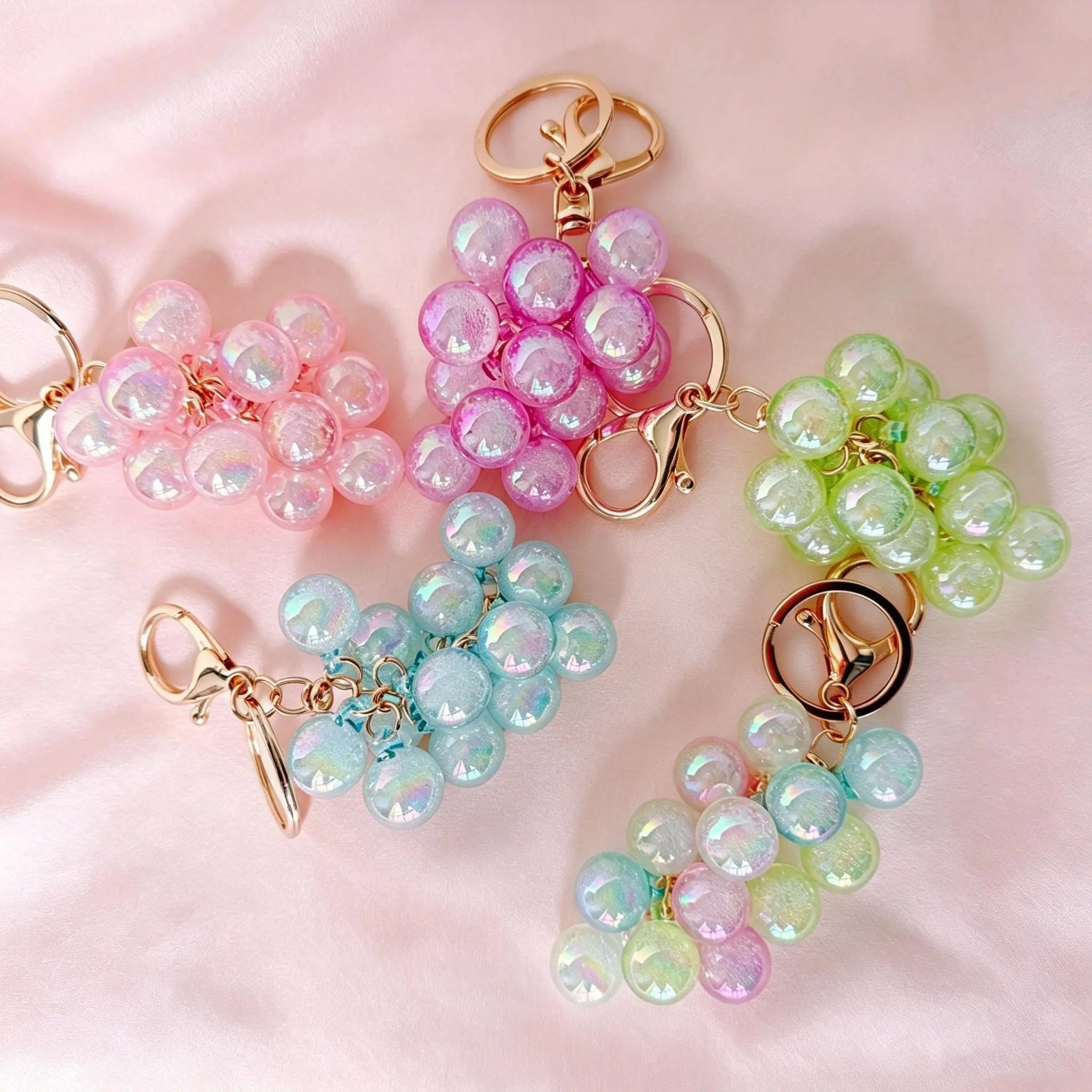 Clustered Multicolor Grape Keychains - Creative Fruit-Shaped Bubble Jelly Mock Keychain, Car/School Bag Pendant Gift for Students, Fruit Shape