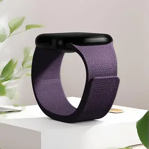 New unisex silicone magnetic watch strap for iWatch 10/9/8/7/6/5/4 38/40/41/42/44/45/46/49mm couple spring and summer sports watch strap Smart Watch Straps