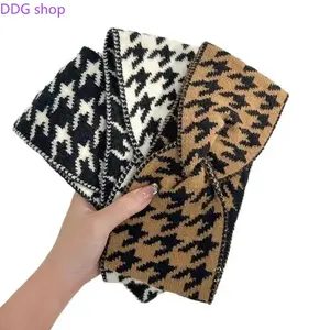 Female 4pcs Vintage Winter Knitted Headbands - Houndstooth Twist Ear Warmers for Women, Thick Soft Stretchy Wide Bands, Warm Hair Accessories for Outdoor Sports, Travel,summervibes