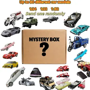 Car Model Display Box, Diecast Metal Model, Alloy Material, 1:22, 1:24, 1:32 Scale Random Send, Perfect Holiday Gift, No Choking Hazard Warning