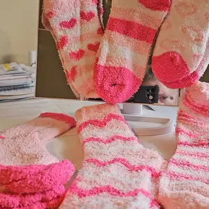 Fuzzy Socks for Women Soft Fluffy Home Sleeping Socks Cozy Warm Slipper Socks 6 or 5 Pairs Comfortable Material Ideal for Chilly Evenings