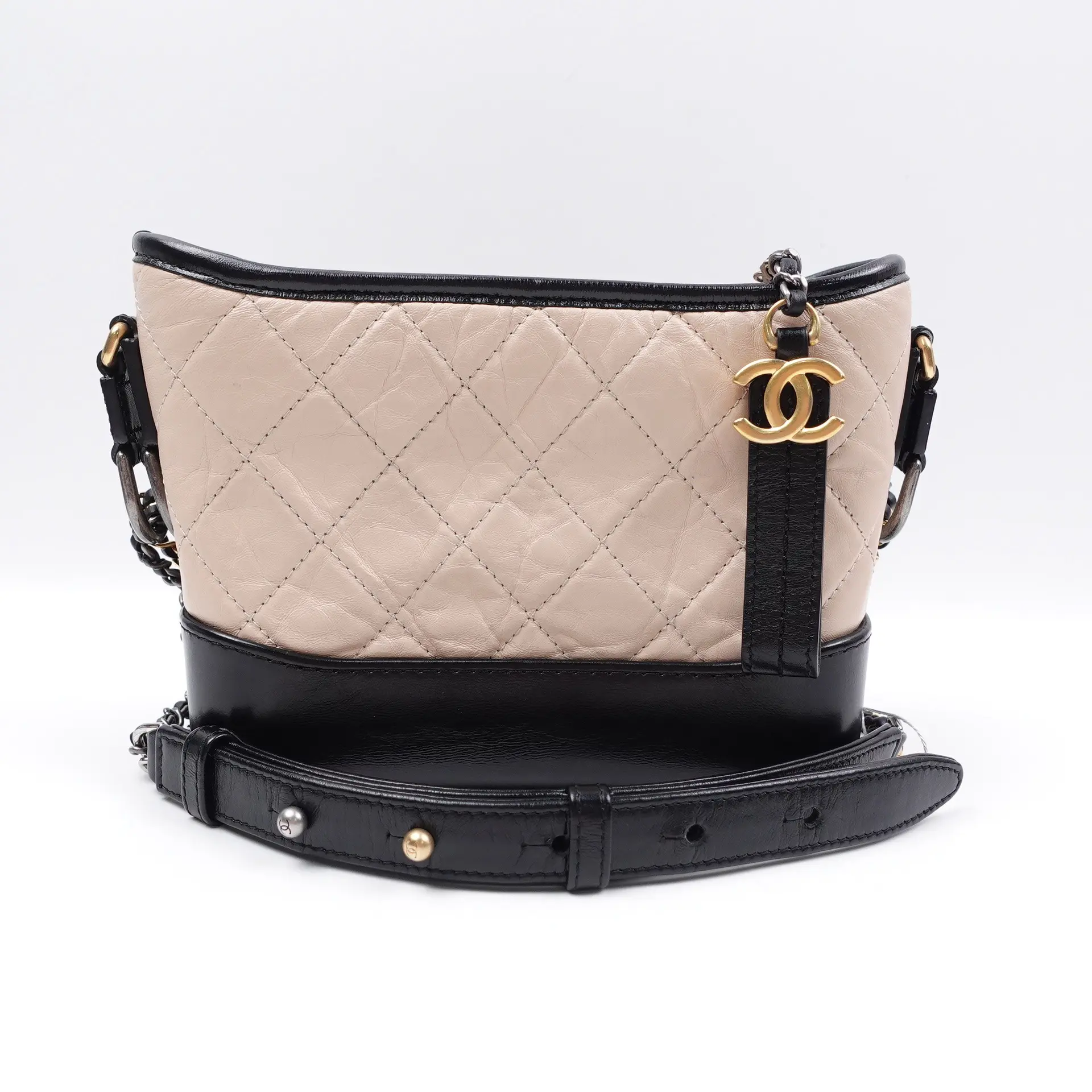 Pre-owned CHANEL Calfskin Shoulder Bags Gabrielle Beige Shoulder Bag T10199922