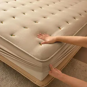 Solid Color Mattress Cover, 1/2 Counts  Thickened Embroidery Waterproof Mattress Protector, Quilted Mattress Topper, Mattress Pads Toppers for Home Bedroom, Bedding Supplies