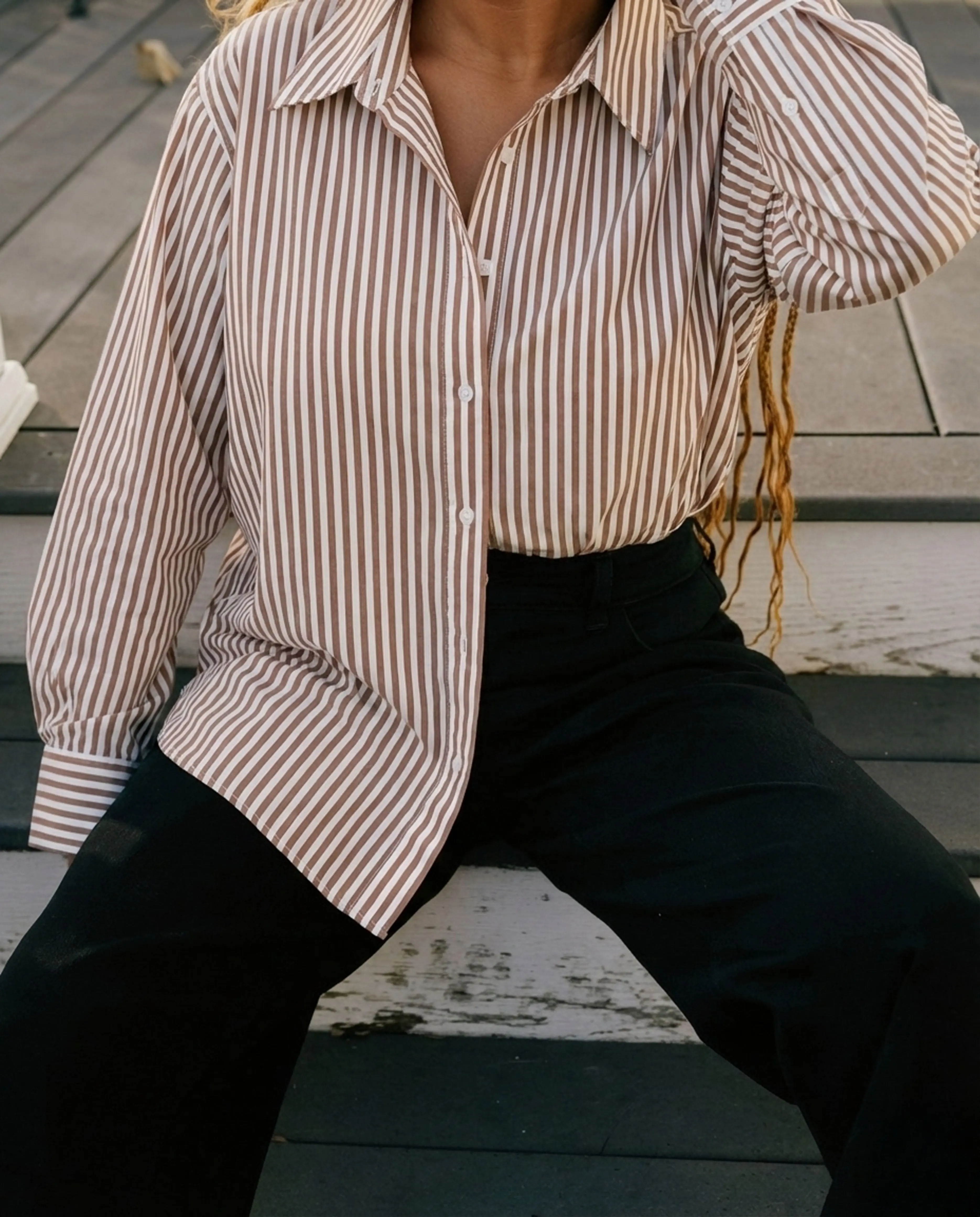 Women's Comfy Casual Oversized Striped Poplin Button-Down Blouse - Lightweight Cotton Tops with Hi-Low Hem Detail, Buttons, Preppy Style, Collared, Shirt, Cotton Poplin, Stripes