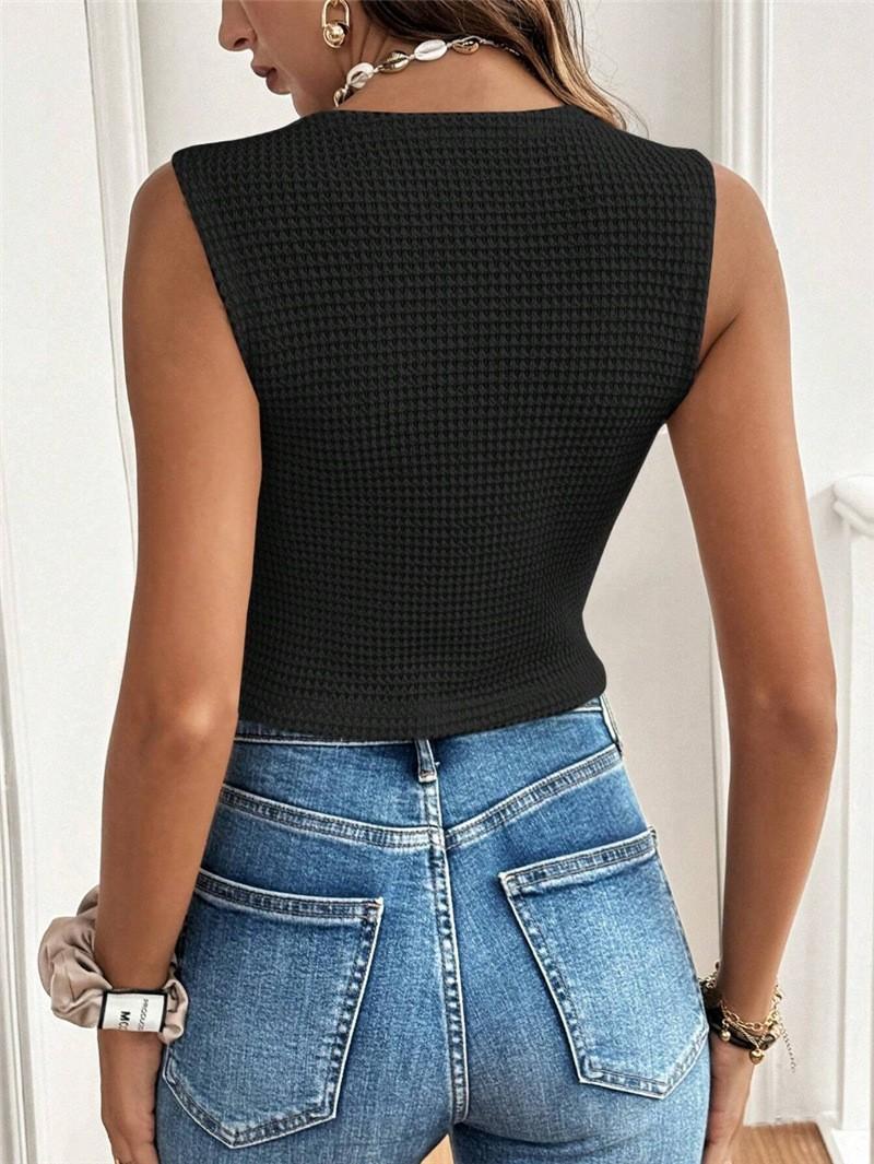 Casual And Versatile V-neck Womens Top With Three Buttons