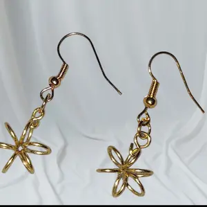Flower Power Gold Plated Wire Wrapped Earrings - Nickel Free