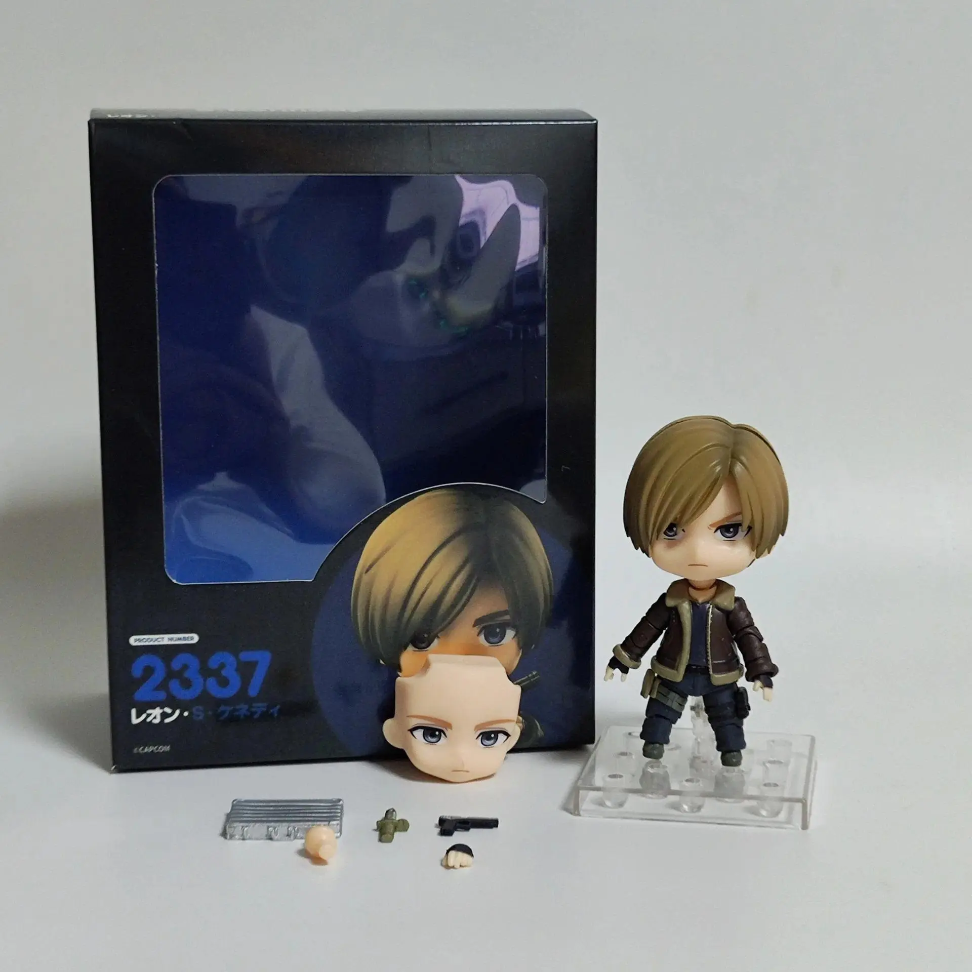 Good Smile Nendoroid #2337 Resident Evil 4 Remake Leon S. Kennedy Q-Version 10cm PVC Action Figure, Capcom Anime & Manga Toy Gift for Action Figure Collectors