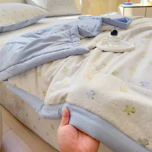 1 piece Vintage Print Dual-Layer Summer Quilt, Soft Lightweight Quilts, Lightweight Breathable Air Conditioning Blanket, Suitable for Bedroom/guest Room/apartment/travel
