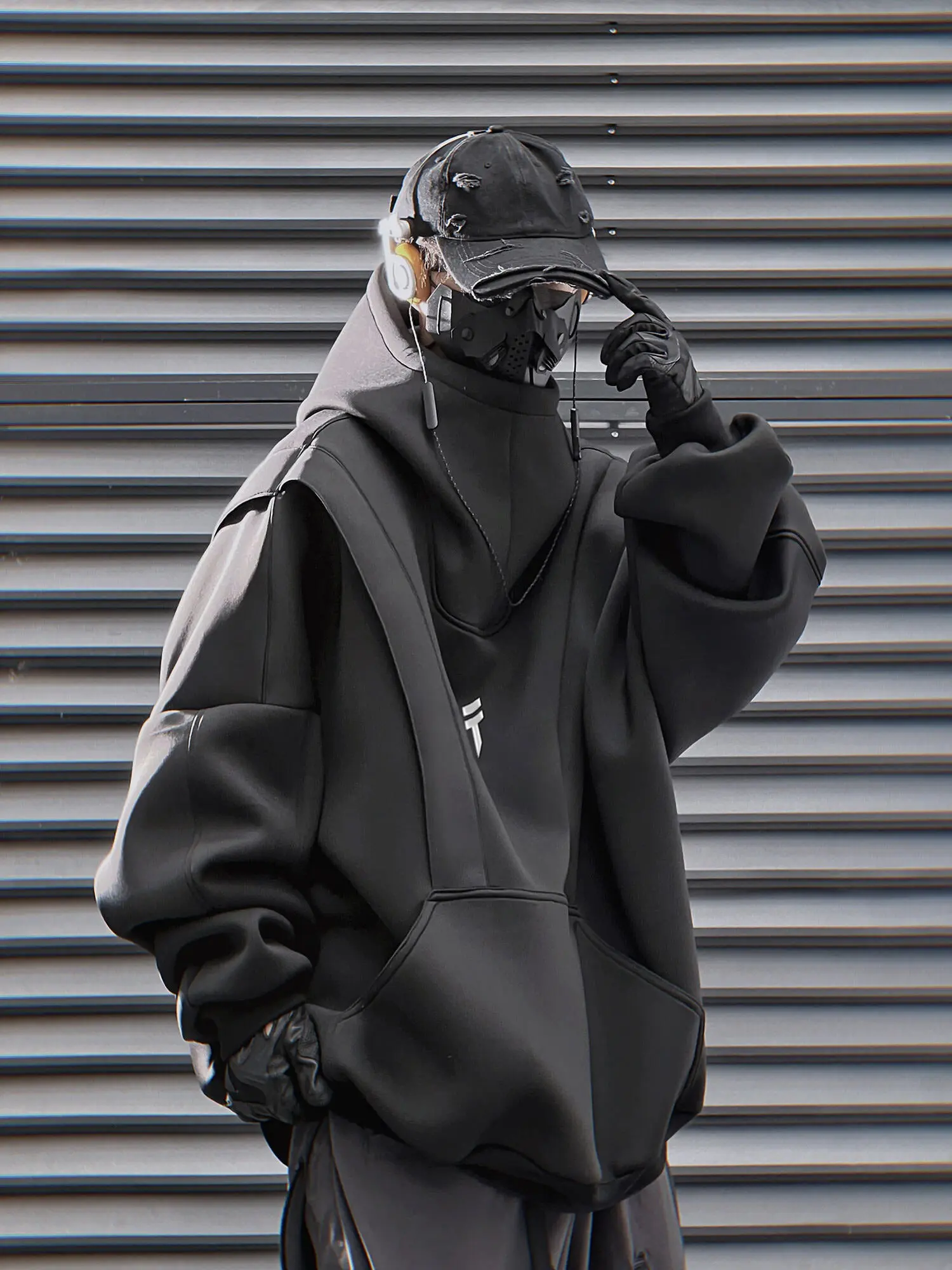 HiH50 Black Nexus Hoodie