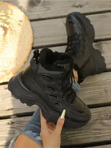 Women's autumn and winter fashion plush casual shoes; thick-soled high-water platform outdoor lace-up thickened sports shoes; lightweight comfortable soft-ed anti-skid wear-resistant commuting warm shoes.