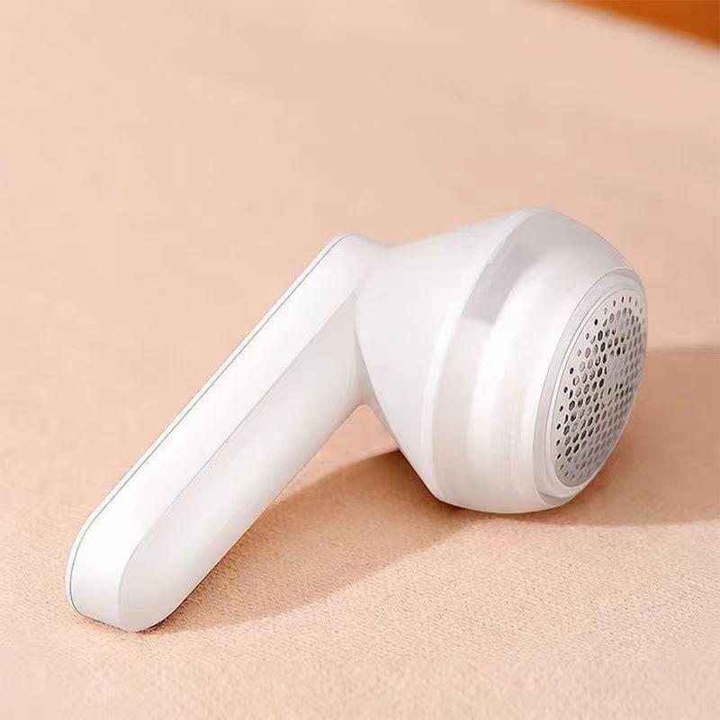 Rechargeable Fabric Shaver with 2 Replaceable StainlessSteel 6-Leaf Blades(1 Free Extra Included) I Lint Removerwith 3-Speed Settings - Efficient Sweater and Lint Shaver forClothes, Removing Fuzz, Lint Balls, Pills, andHairballs.Christmas Gift.