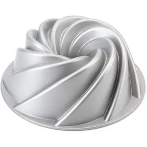 9-Inch Non-Stick Fluted Cake Pan Round Cake Pan Specialty and Novelty Cake Pan