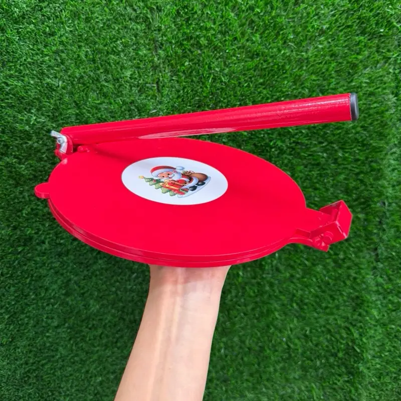 Tortilla Press Reinforced Rojo Delgada 9In Edition Santa Claus Limitada. Tortilla Press Reinforced Rojo Delgada 9In Edition Santa Claus Limitada.