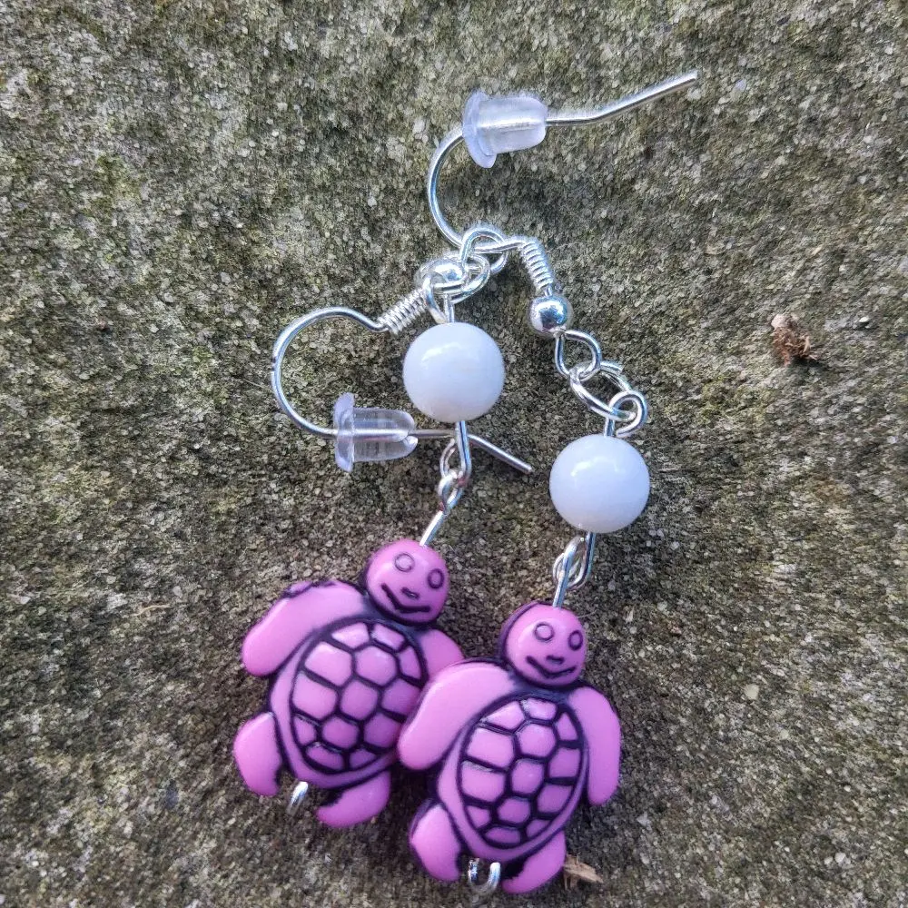 Pink Sea Turtle Beaded Earrings Silver Plated Handmade Dangle Earrings with White Beads and Unique Turtle Design
