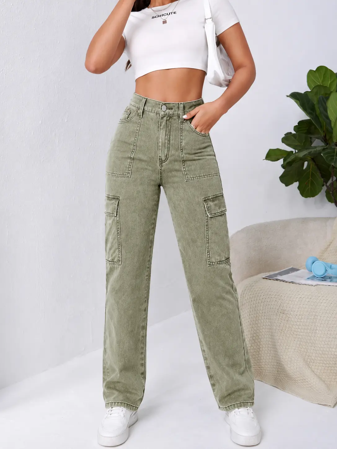 Women's Mid-Waisted Cargo Jeans - Wide Straight Leg, Fit Denim Trousers for Casual Wear, Womenswear Y2k Military Combat Style