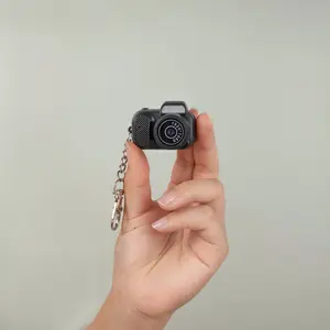 Looxe Tiny Looxe Mini Keychain 64GB Camera 1080P HD Video Recording 160-Degree Wide-Angle 2MP Lens Color Screen One-Click Operation Long Battery Life SD Card Reader Included