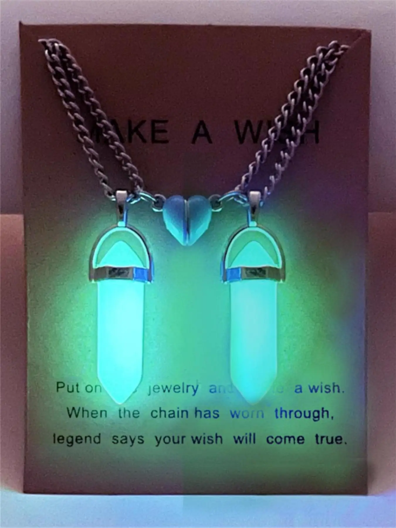 2024 New Trendy Glow in the Dark Heart Necklace As Gift for Couple, 2pcs/set Fashion Heart Shape Magnetic Stone Matching Necklace for Girlfriend & Boy