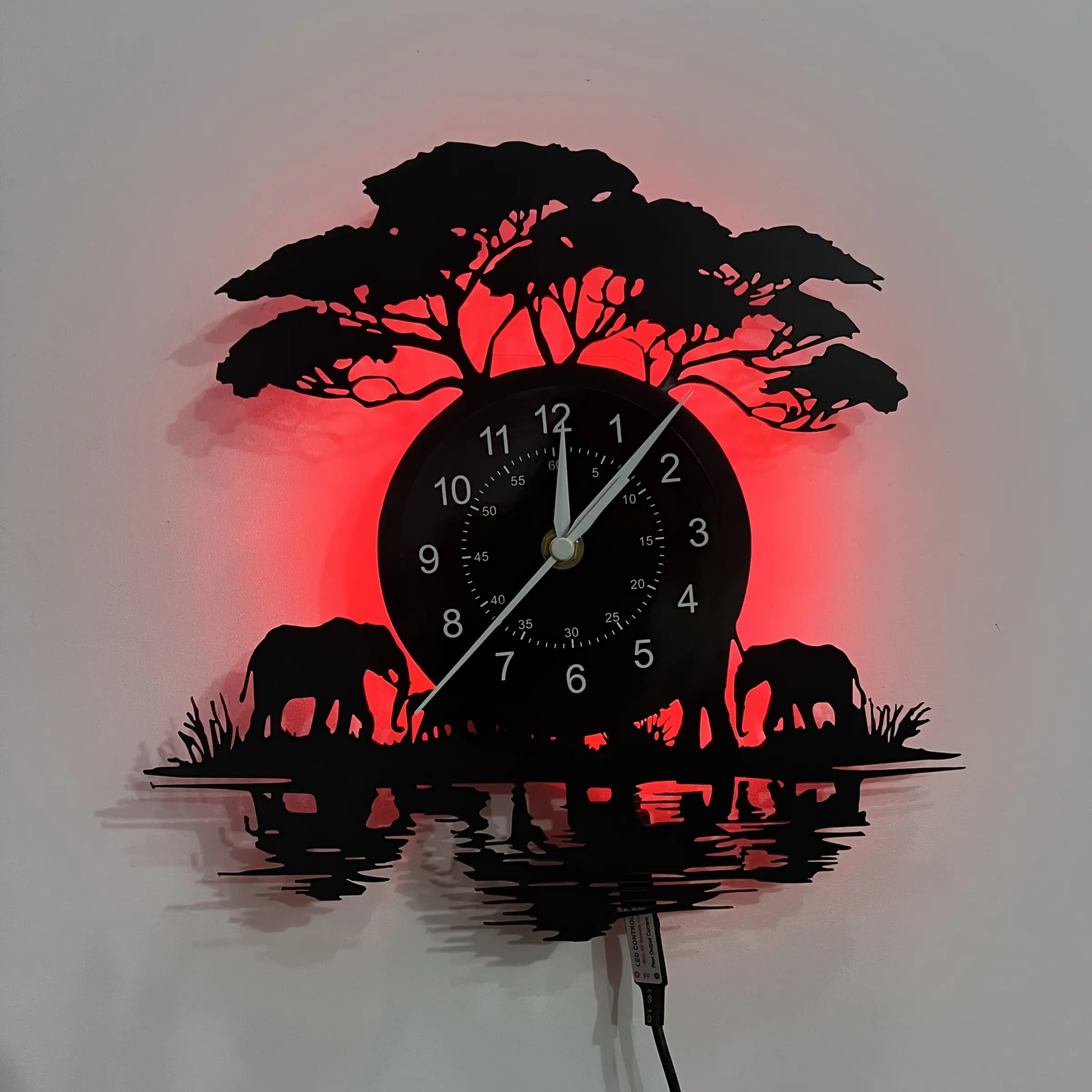 Vintage Vinyl Record Wall Clock, Elephant and Tree Theme, Artistic Wall Decor, Analog Wall Clock, Suitable for Living Room Bedroom Office Cafe Restaurant Kitchen