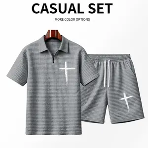 Men's Cross-Print Pattern Short-Sleeved Polo Shirt And Shorts Set, Made Of Solid-Colored Textured Fabric, Breathable And Comfortable, Featuring A Classic Zippered Collar Design. A Stylish And Practical Everyday Outfit.