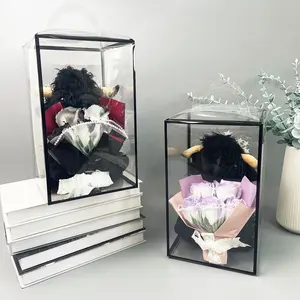 Highland Cow Plush Toy with Artificial Rose Bouquet, Cute Plush Gift Set, Home Decoration Ornament, Perfect for Loved Ones and Special Occasions, Stuffed Animal