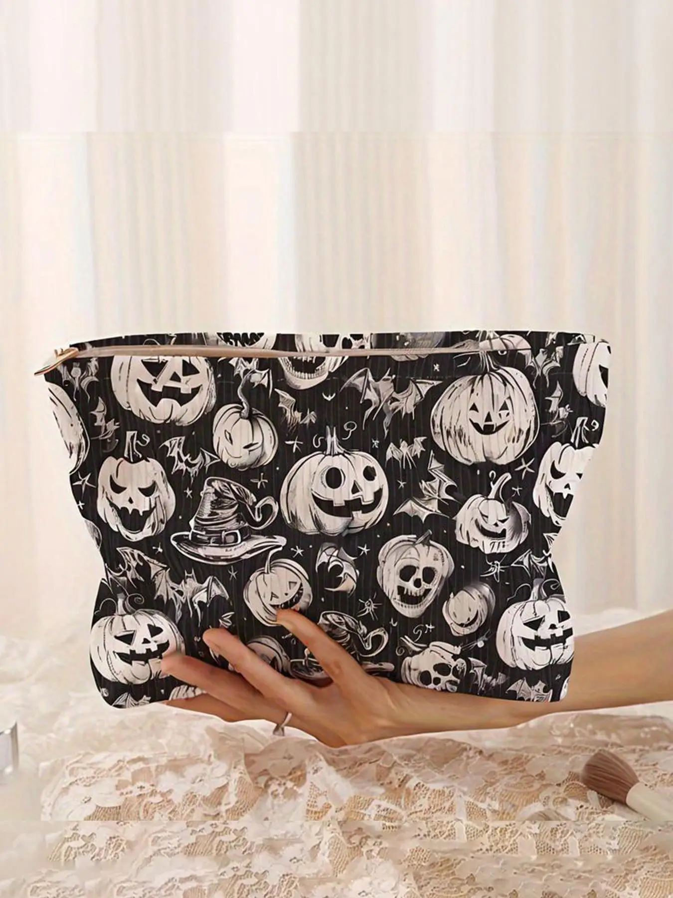 Pumpkin Pattern Makeup Bag, Casual Fashion Multi-functional Storage Bag, Halloween Themed Travel Makeup Bag, Suitable for Women & All Kinds Of Occasio