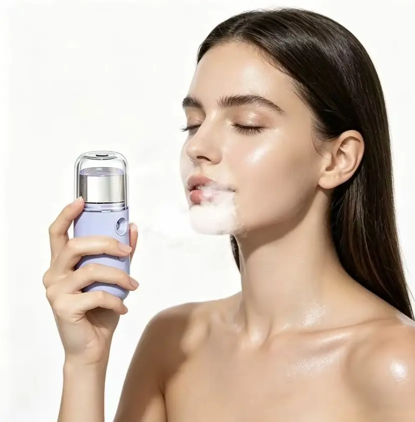 Facial sprayer, mini facial spray steamer, USB rechargeable portable facial sprayer, used to moisturize the skin and apply makeup—a perfect gift for Christmas and New Year.