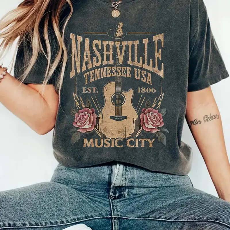 Women's Guitar & Letter Print Round Neck Short Graphic Tee, Top, Vintage Trendy Casual Music City Est. 1954 Graphic T-shirt for Daily Wear, Ladies Spring Outfit, Womenswear, Piece