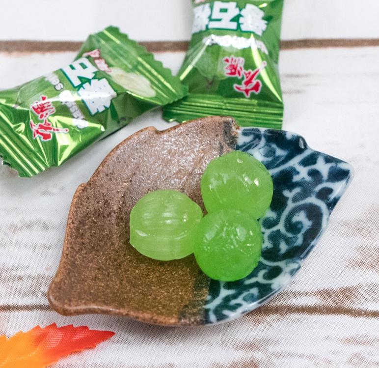 HONGYUAN Guava Flavor Hard Candy 3 Packs 350g Each Classic Fruit Snack for Holidays Sweet Treats Sour & Candy Exquisite Packaging