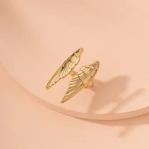 14k gold plated angel wing decorated ring, women's party, engagement and daily wear accessory